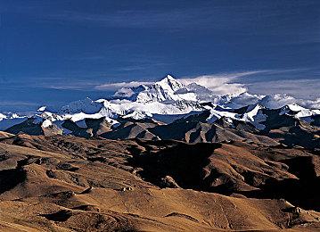 赛博朋克动作游戏《警戒2099》新预告 虚幻5强悍